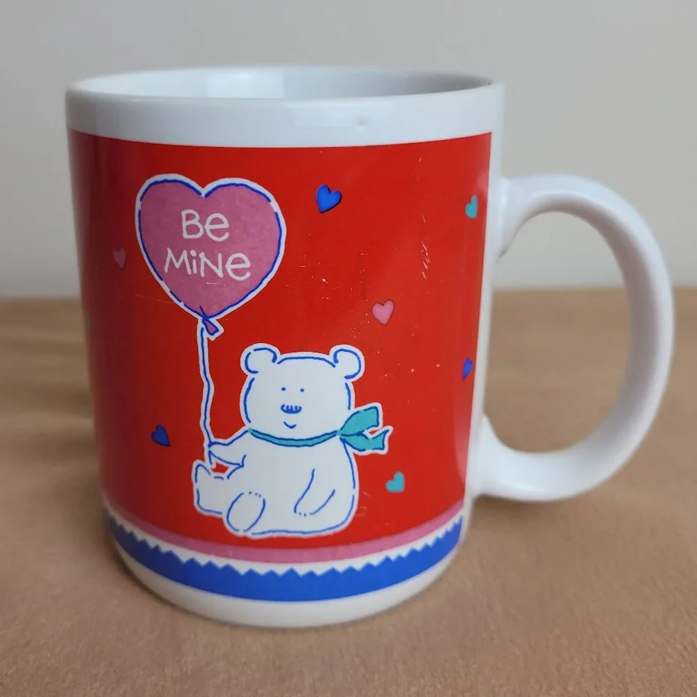 Vintage Hallmark Mug Be Mine Teddy Bear & Heart Balloon red Valentine. 1988 Mugs